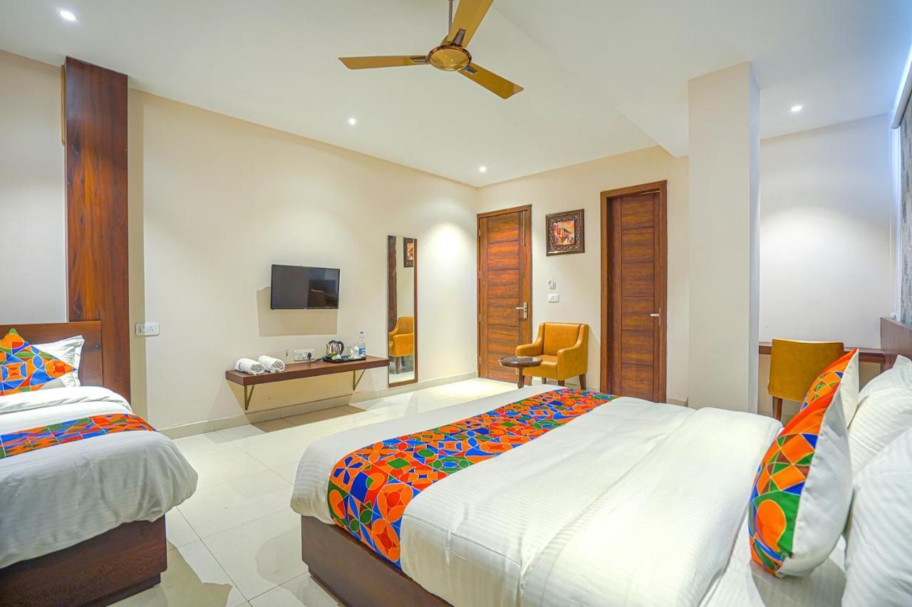 Fabhotel Prime Empire Amritsar Exterior photo